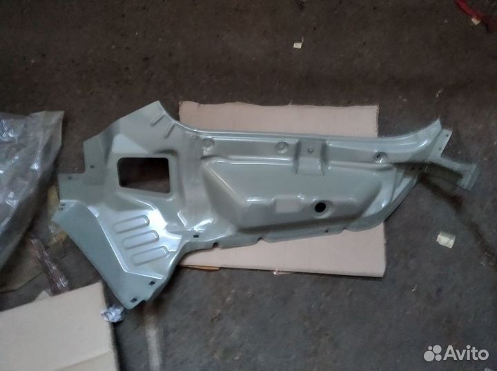 Панель фонаря левый Kia Soul