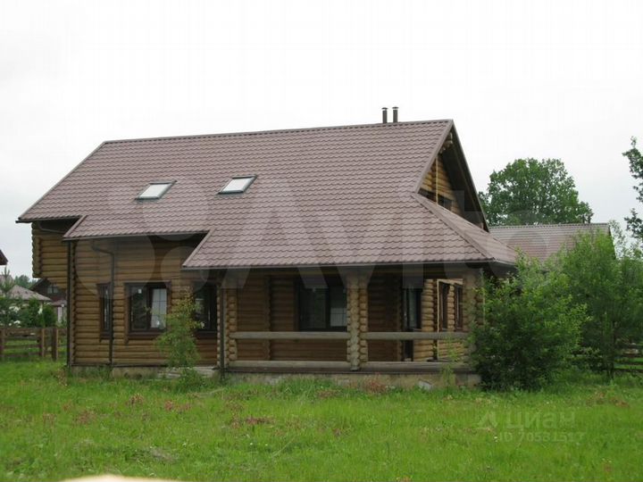 Дом 170,8 м² на участке 15,2 сот.