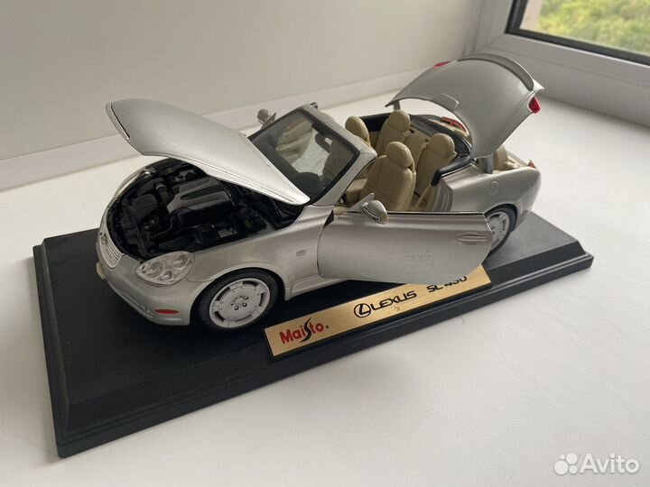 Maisto 1/18 коллекционные машинки