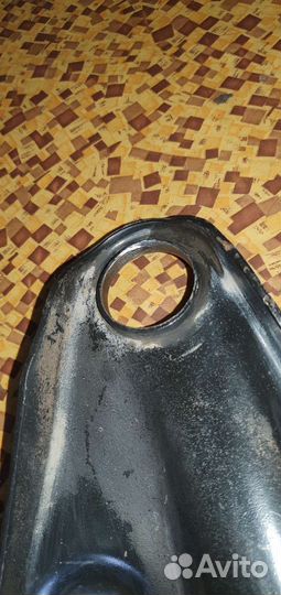 Рычаг передний правый renault