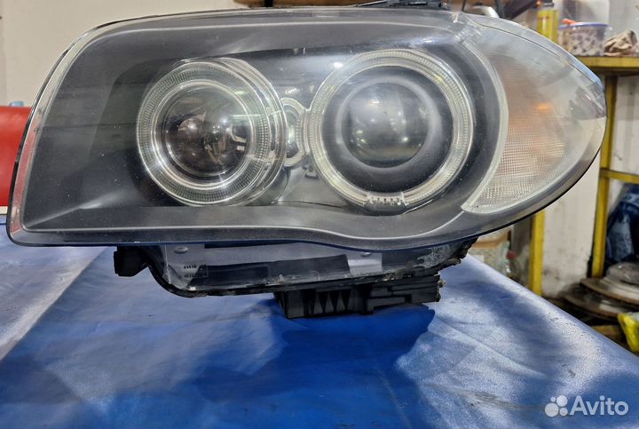 Передние фары на BMW e81, e82, e87