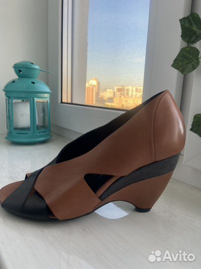 Туфли женские 36 размер Vic Matie