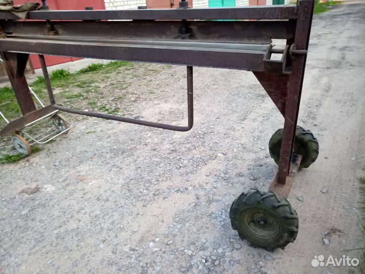 Листогиб
