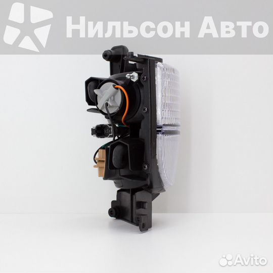 Габарит nissan diesel, правый, zevs