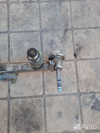 Рампа с форсунками на дэу нексия 1.6 16кл F16D3