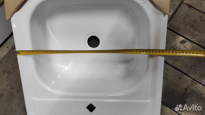 Раковина железная новая 5050