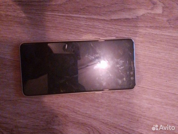 Телефон