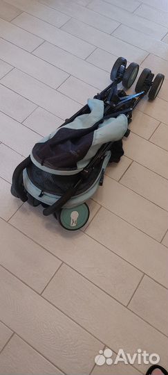 Прогулочная коляска трость