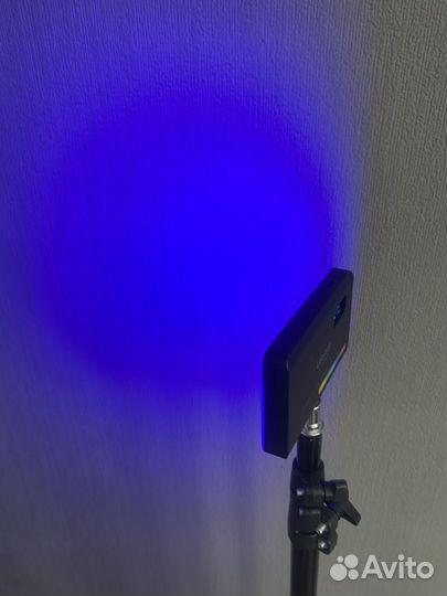 Лампа ulanzy vl120rgb + штатив крепкий 2м