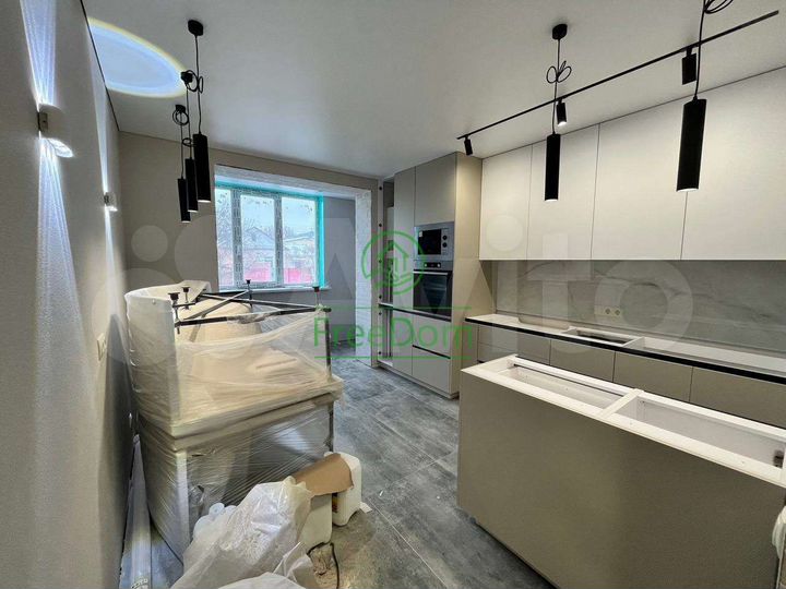 3-к. квартира, 80 м², 3/6 эт.