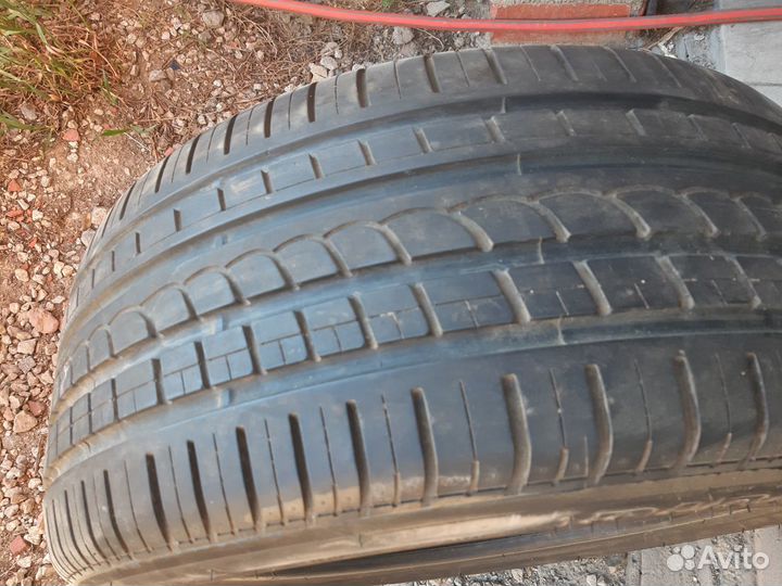 Pirelli P Zero Rosso 255/45 R18
