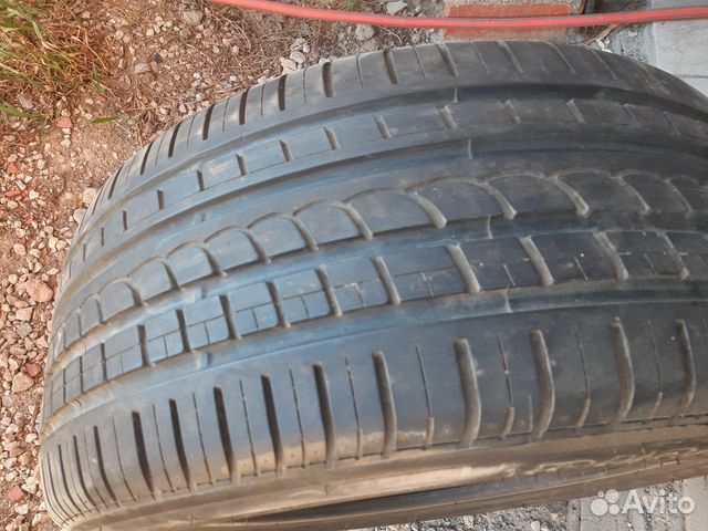 Pirelli P Zero Rosso 255/45 R18