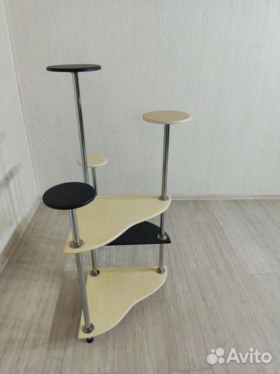 Подставка для цветов напольная в наличии