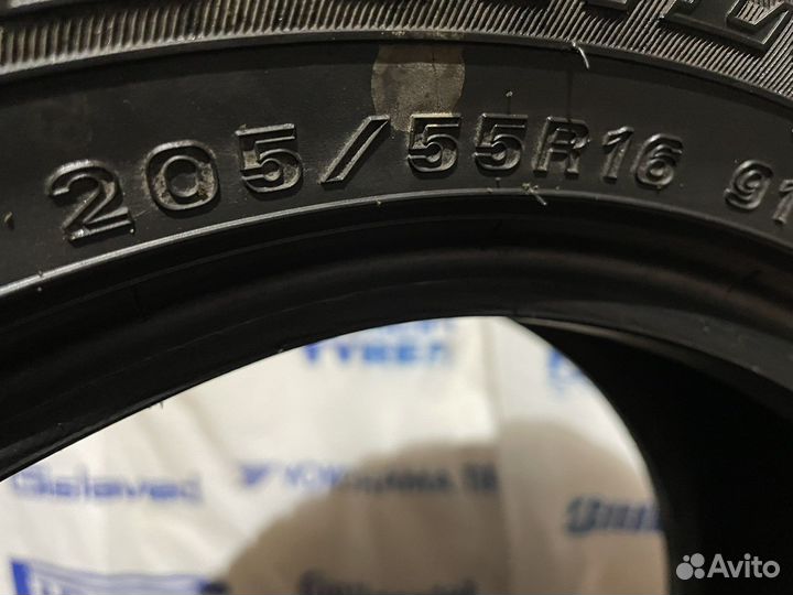 Dunlop Winter Maxx 205/55 R16