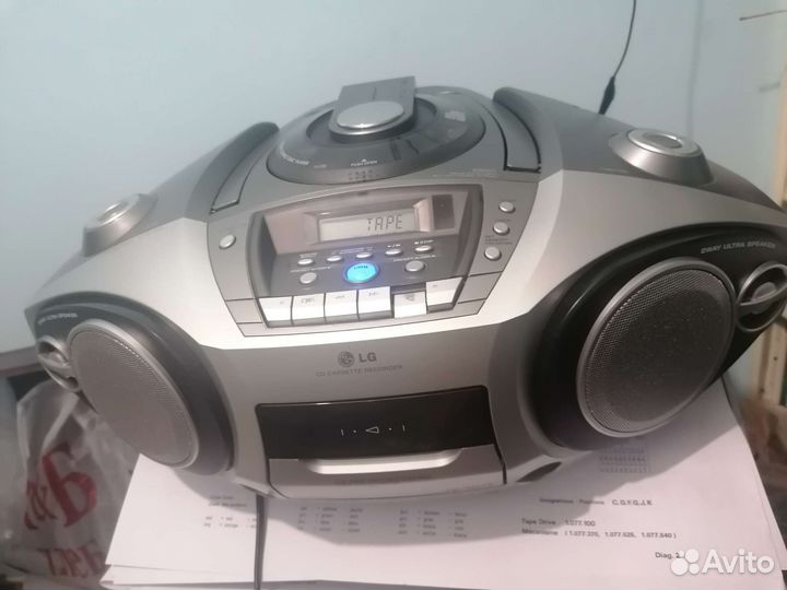 LG Cd-mp3 магнитола