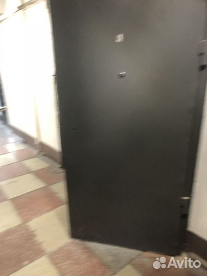 Дверь входная металлическая