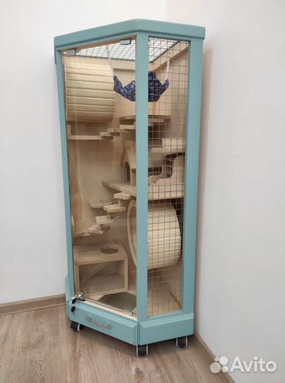 Витрина-клетка для шиншиллы с наполнением из бука