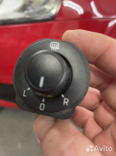 Переключатель управления зеркал