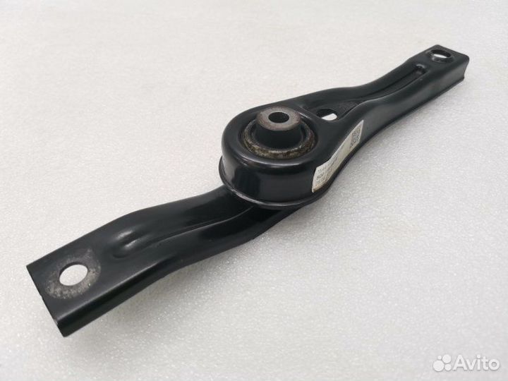 Опора двигателя Skoda Octavia A7 cjza 2013