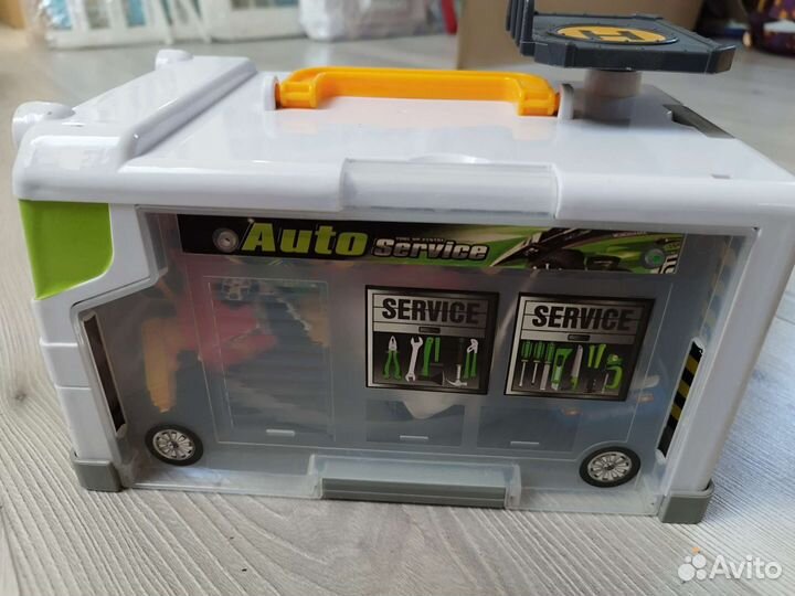 Игрушки для мальчика