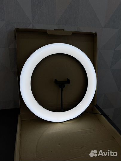 Кольцевая лампа 36 см