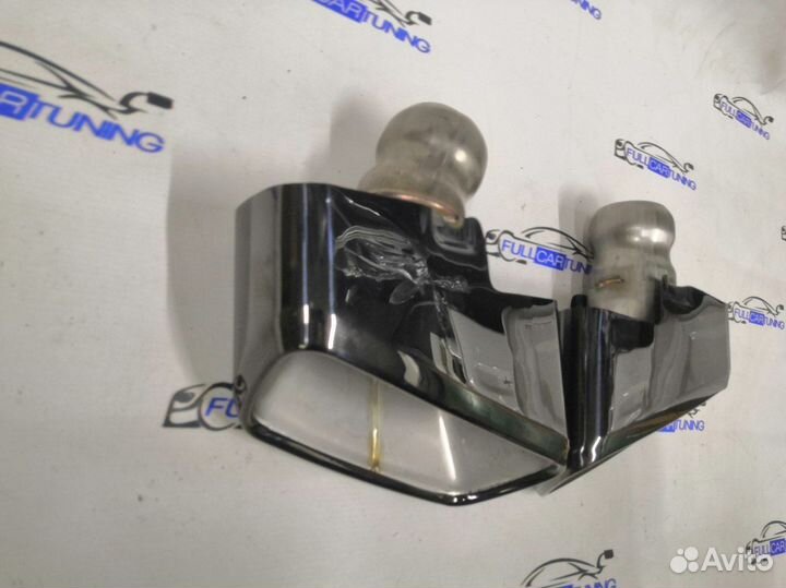 G30 насадки M Performance ромбовидные 540i чёрные