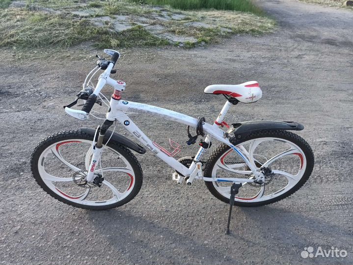 Велосипед BMW