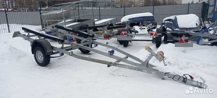 Прицеп к л/а для перевозки катеров Дельфин 6.0