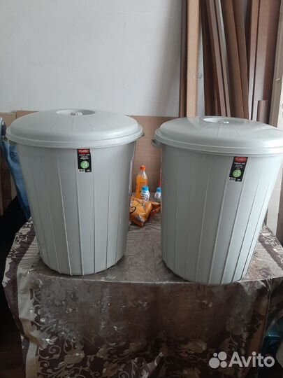 Емкость пластиковая 70л