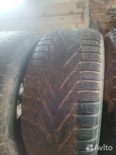 Nokian Tyres Hakkapeliitta 8 SUV 275/55 R19 115R