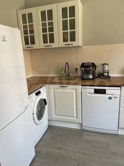 2-к. квартира, 52 м², 6/16 эт.