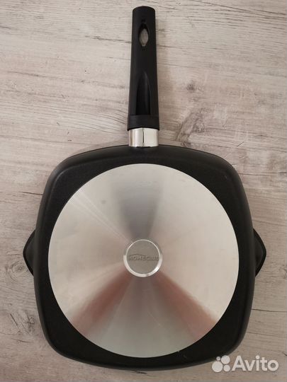 Антипригарная сковорода гриль homeclub basic 26*26