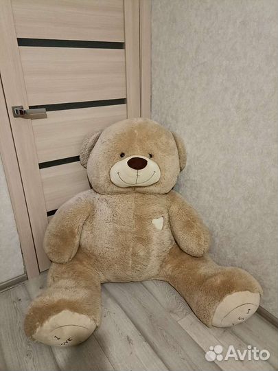 Плюшевый медведь