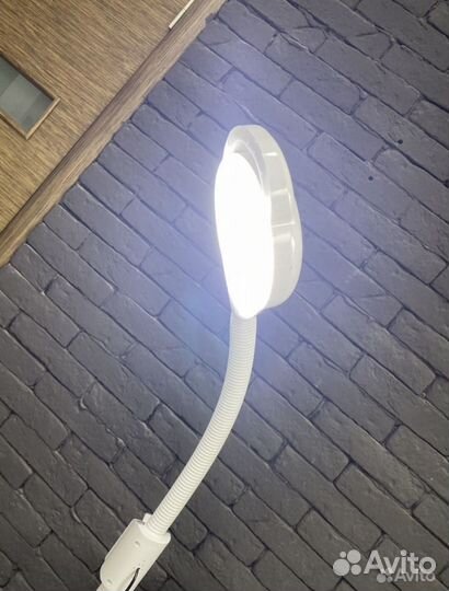 Лампа для косметолога