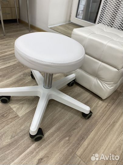 Табурет стул мастера