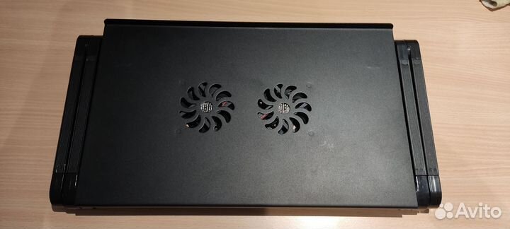 Подставка-столик под ноутбук crown micro