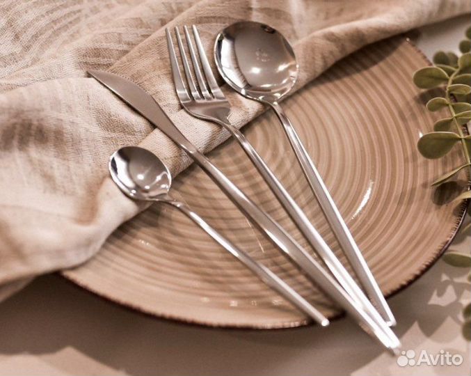 Набор столовых приборов на 6 персон