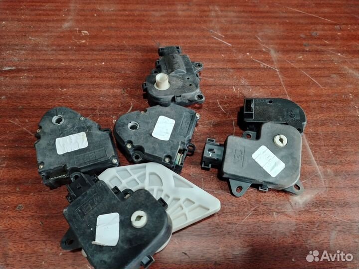 Моторедукторы печки лагуна 2