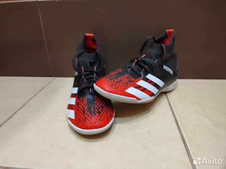 Футзалки adidas predator
