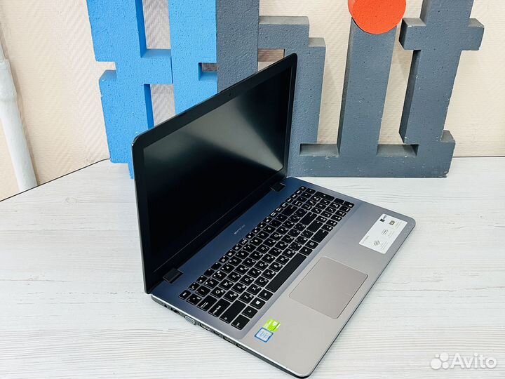 Игровой ноутбук asus X542u