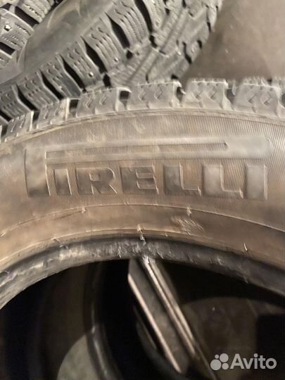 Pirelli Cinturato Winter 215/60 R17 90W