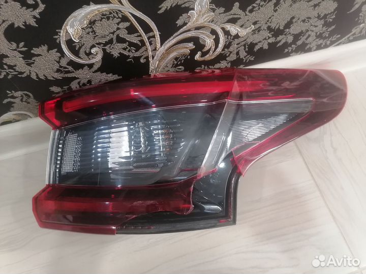 Продам фару Nissan Qashqai j11