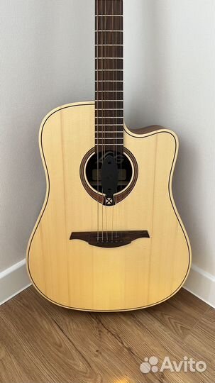 Акустическая гитара LAG Т70DC