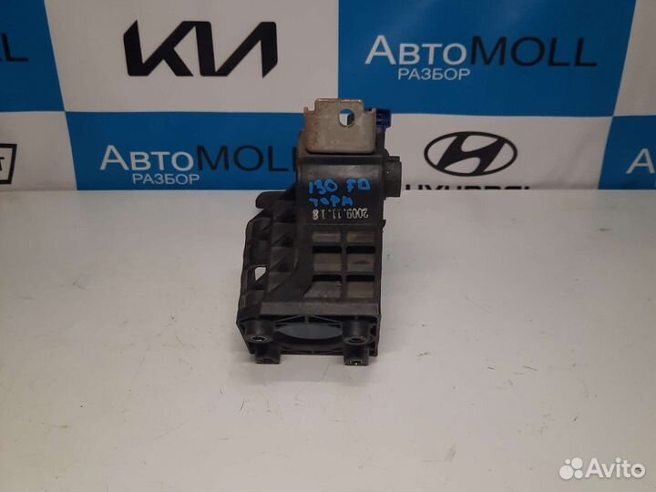 Педаль тормоза Хендай i30 1 FD