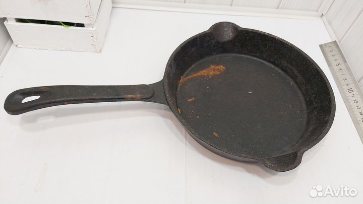 Чугунная сковорода СССР