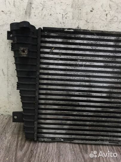 Интеркулер Opel Zafira B минивэн Z19DT 2006