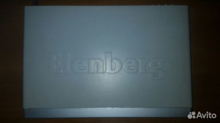 DVD плеер Elenberg dvdp-2410