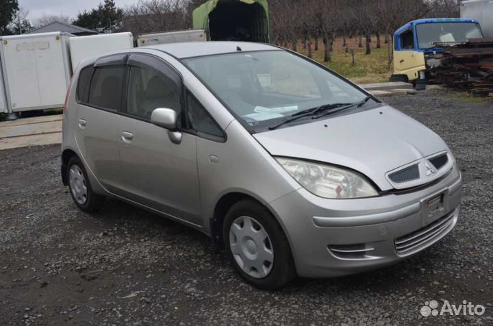 Разбор mitsubishi colt 2003