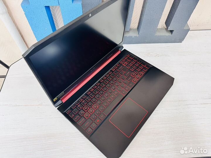 Игровой ноутбук ryzen 5 GTX 1650 4gb