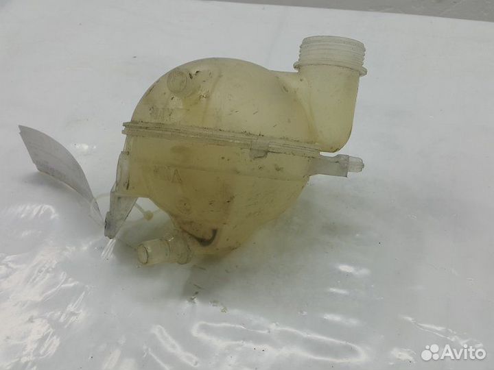 Бачок расширительный Peugeot 307